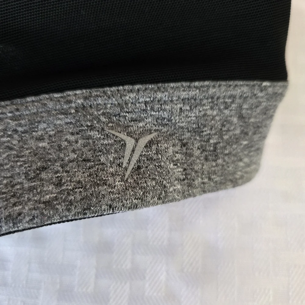 Old Navy Grey and Black Racerback Sports Bra